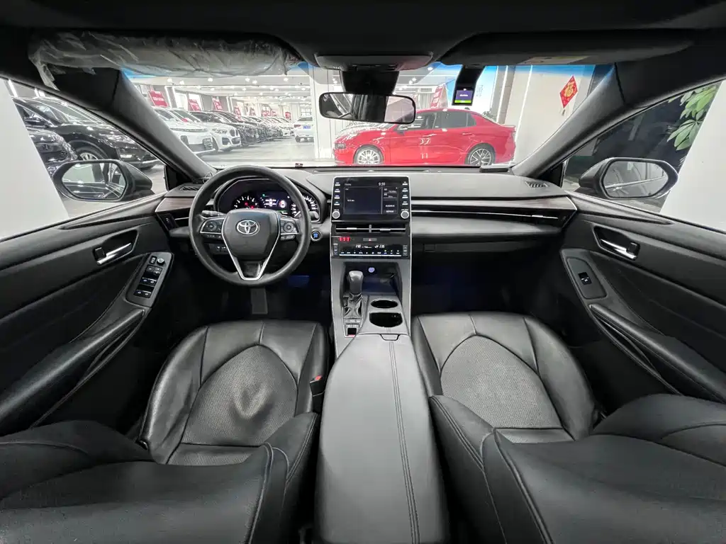 Toyota Avalon 2020 — фото 19