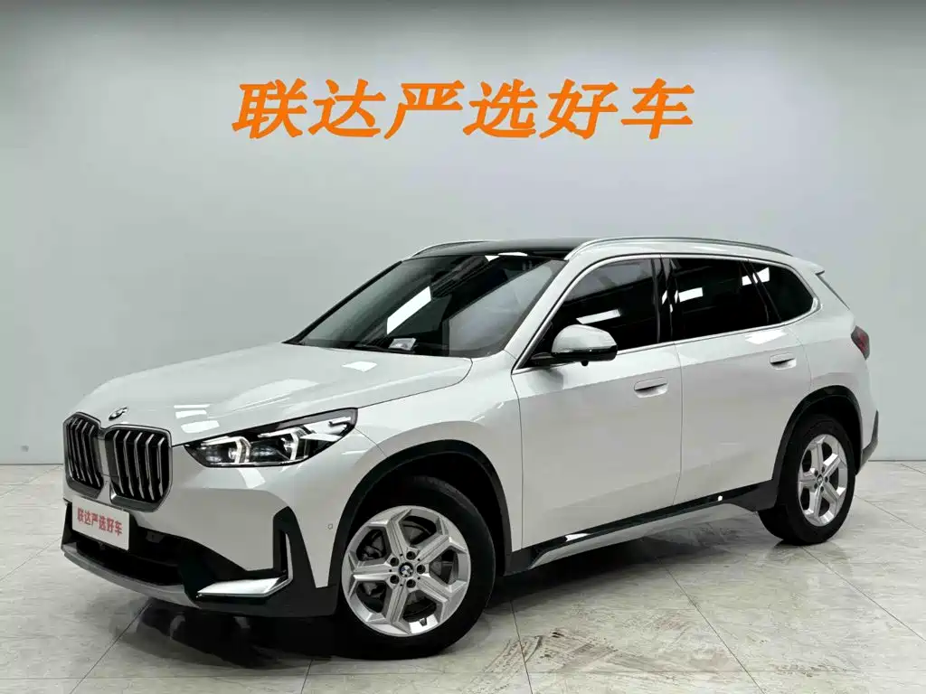 BMW X1 2024 — фото 1