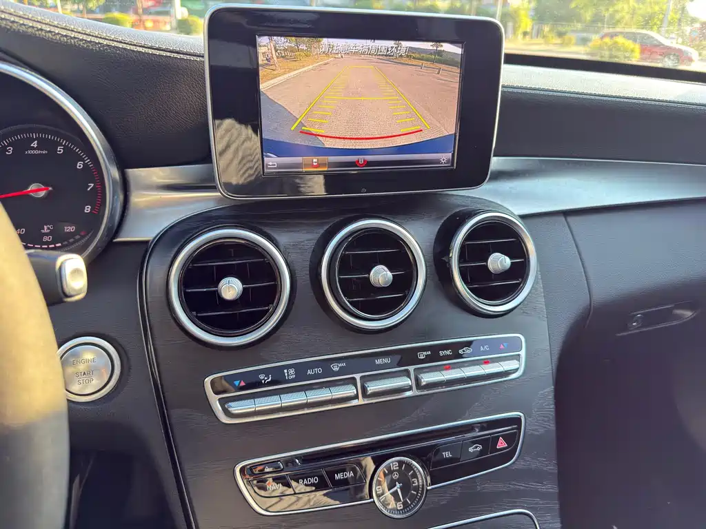 Mercedes-Benz C-Class 2018 — фото 10