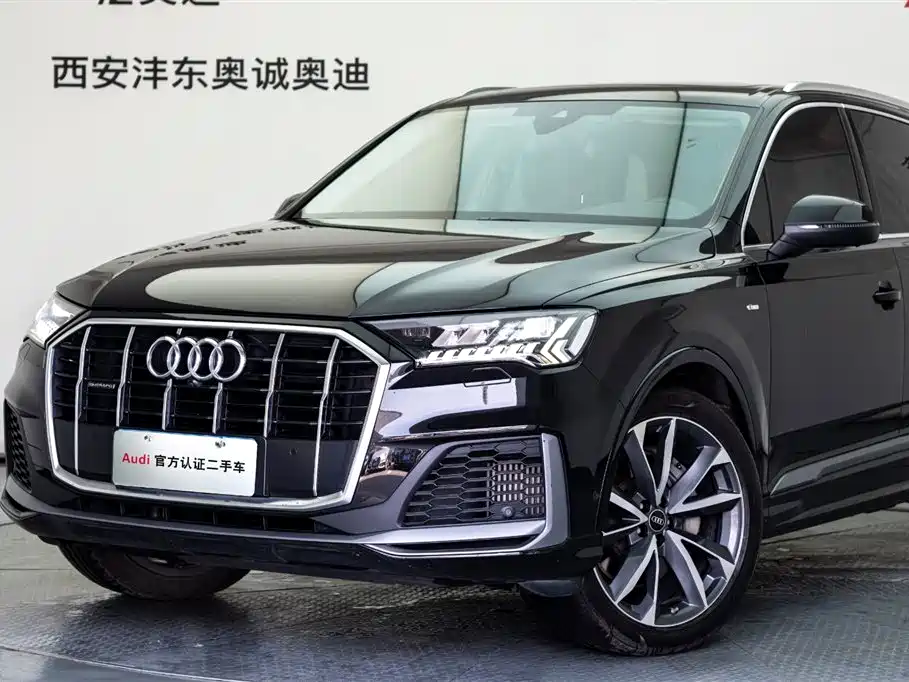 Audi Q7 2023 — фото 23