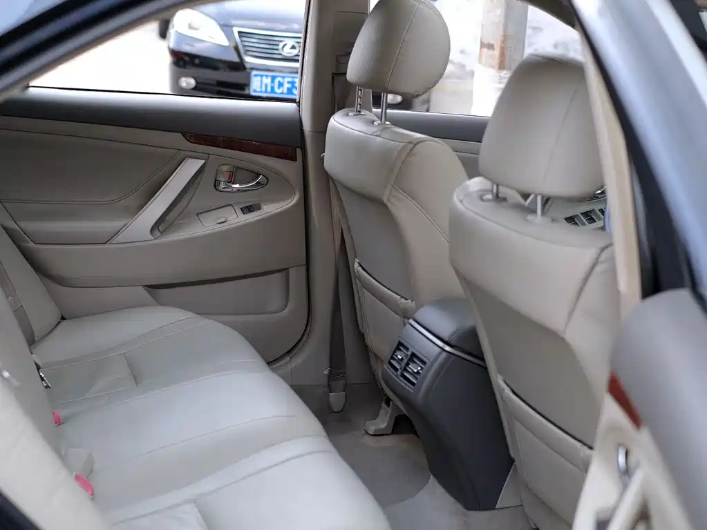 Toyota Camry 2008 — фото 48
