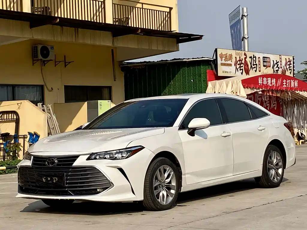 Toyota Avalon 2022 — фото 10