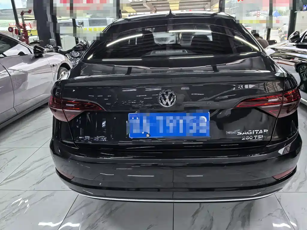 Volkswagen Sagitar 2020