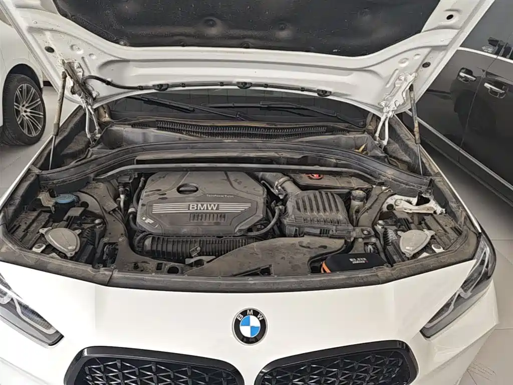BMW X2 2022 — фото 20