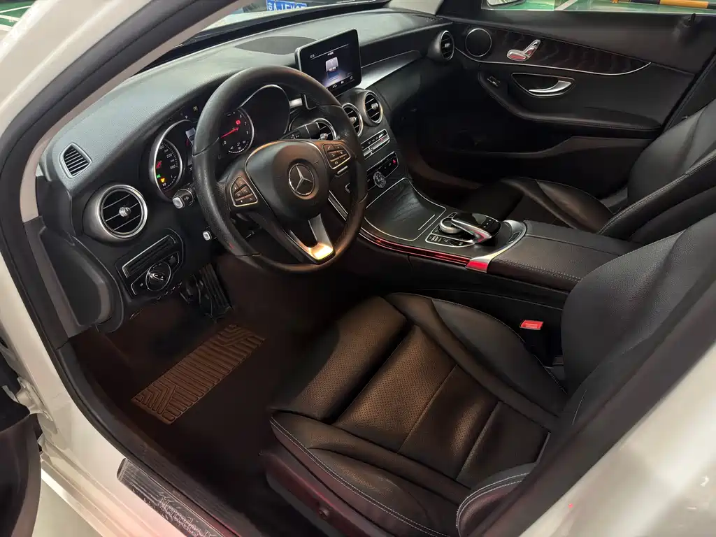 Mercedes-Benz C-Class 2018 — фото 3