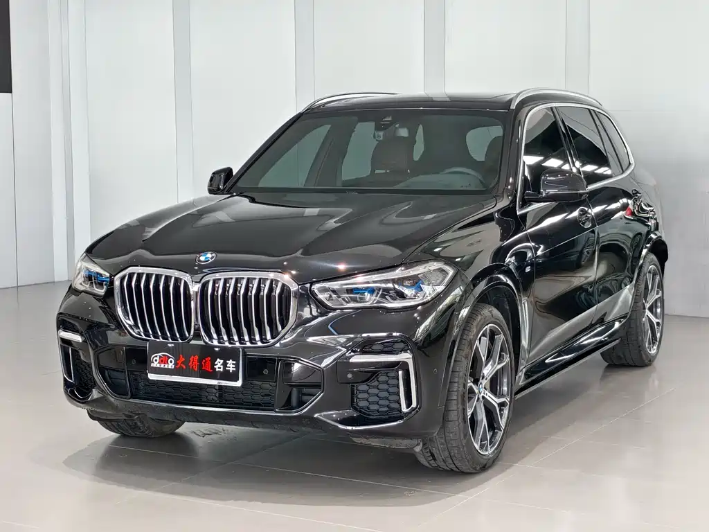 BMW X5 2022 — фото 1