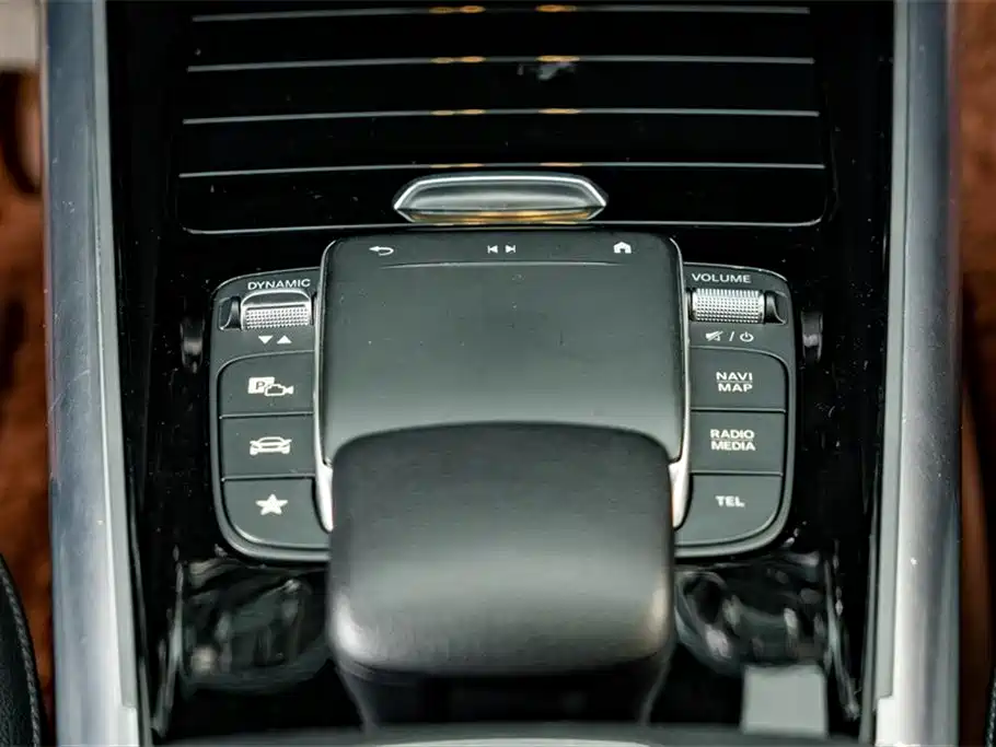 Mercedes-Benz GLA 2020 — фото 14