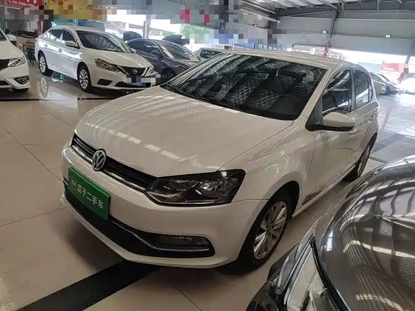 Volkswagen Polo 2015
