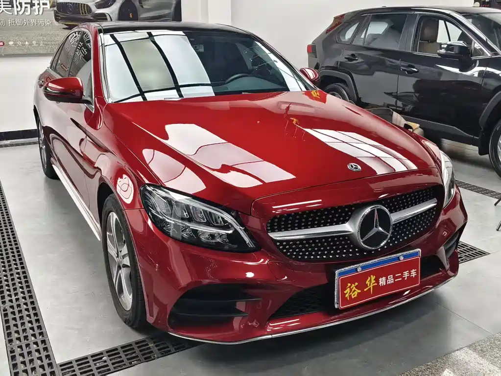 Mercedes-Benz C-Class 2020