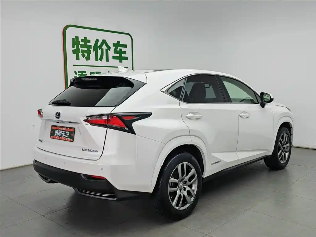Lexus NX 2016 — фото 2
