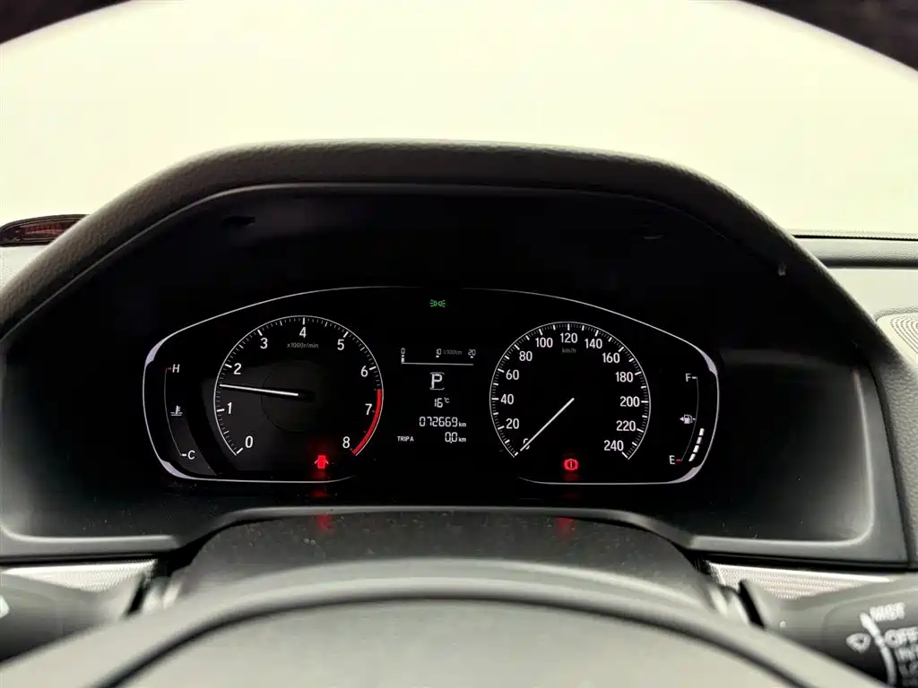 Honda Accord 2021 — фото 10