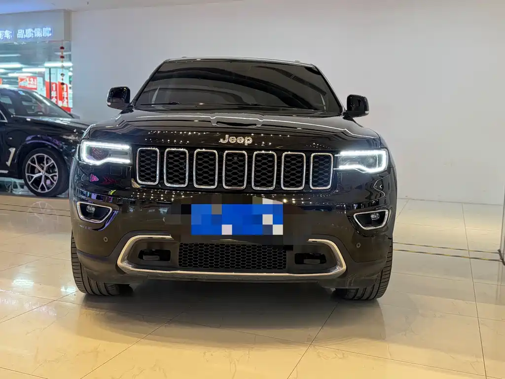 Jeep Grand Cherokee 2019 — фото 2
