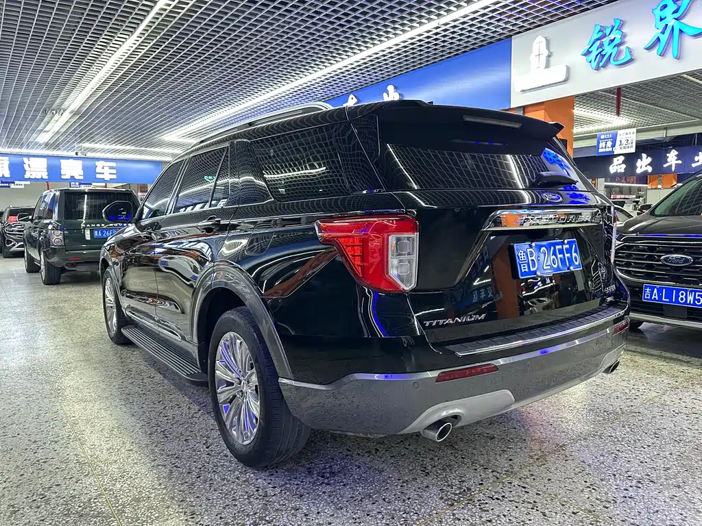 Ford Explorer 2021 — фото 4