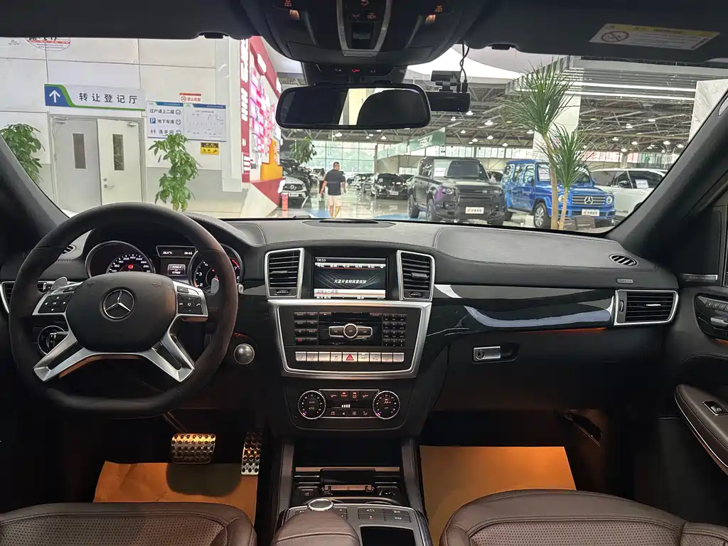Mercedes-Benz GL-Class AMG 2015 — фото 21