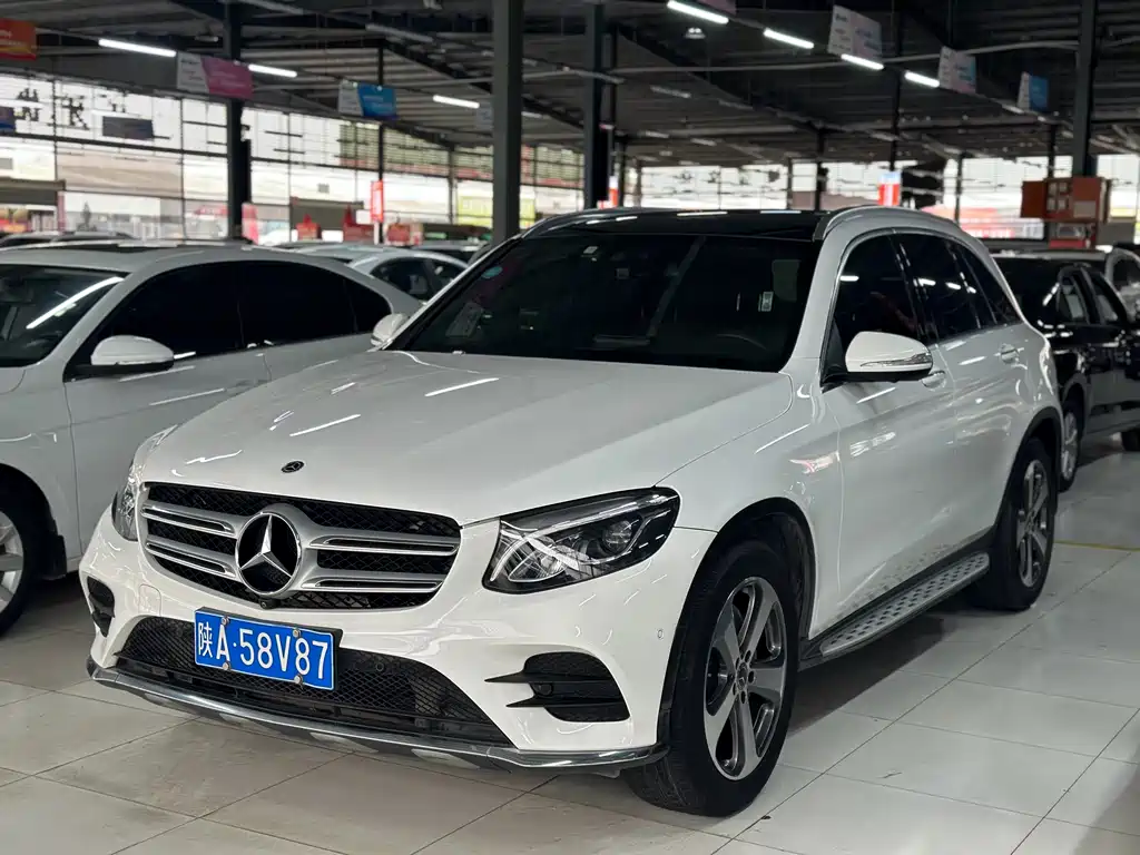 Mercedes-Benz GLC 2017 — фото 1