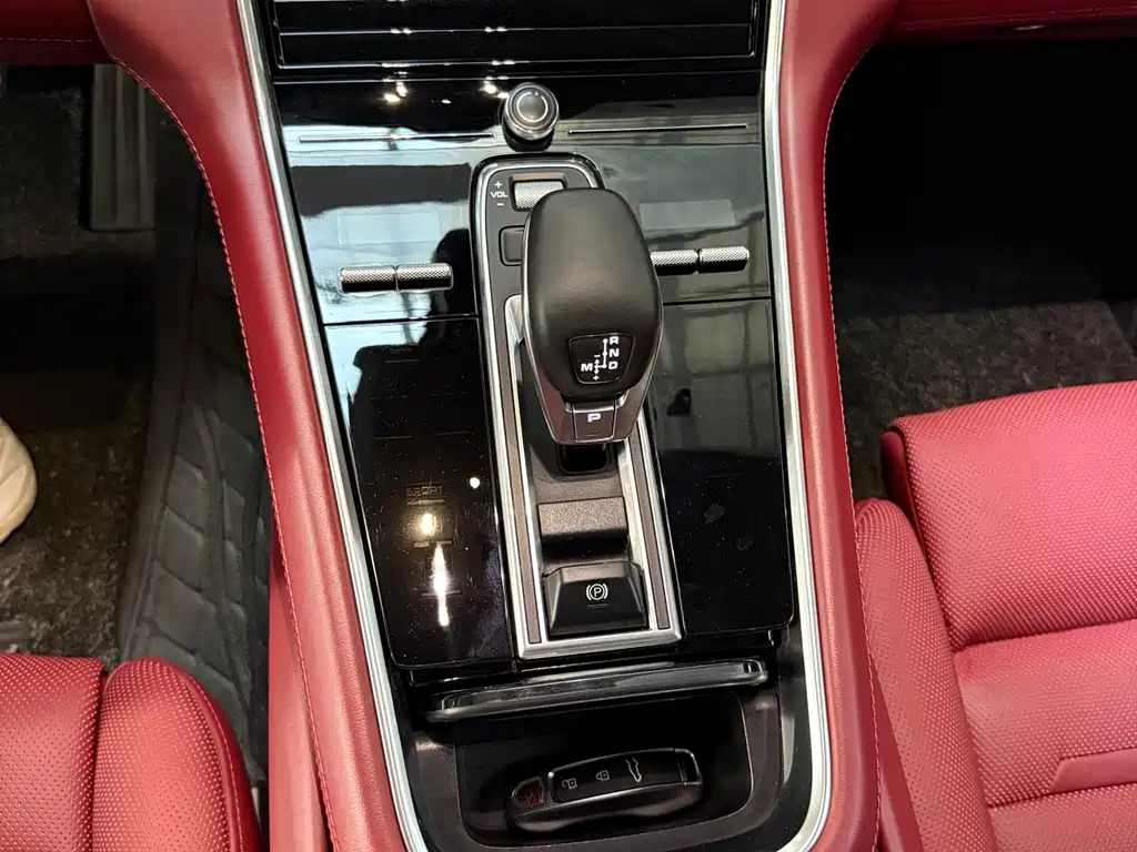 Porsche Panamera 2017 — фото 9