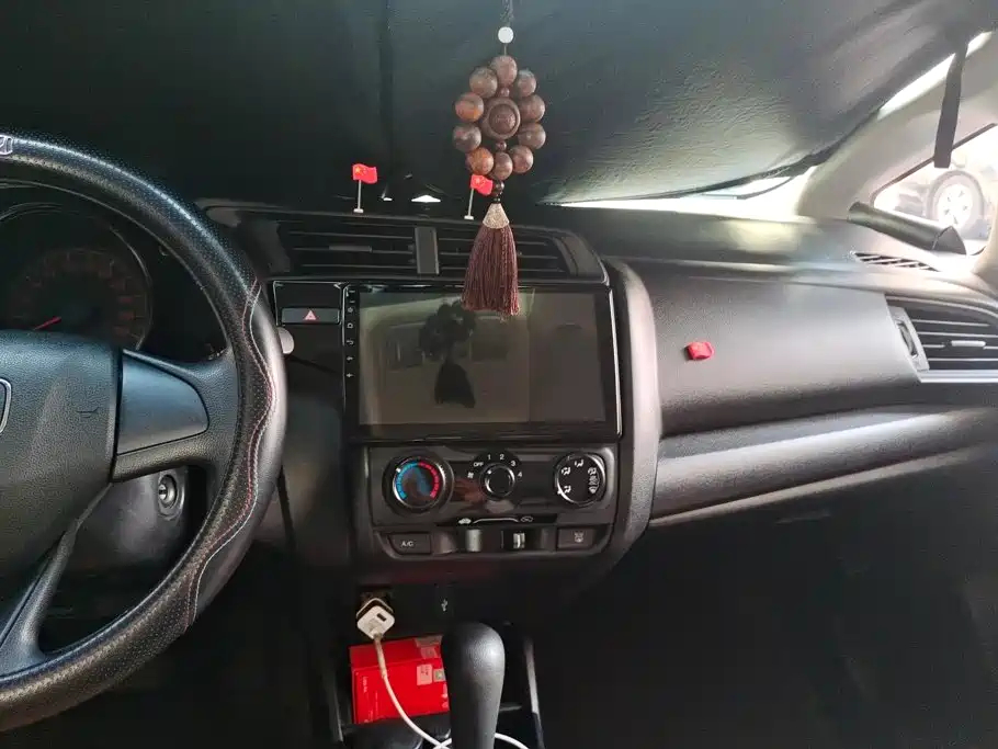 Honda Fit 2018 — фото 13