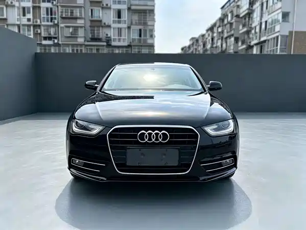 Audi A4L 2013