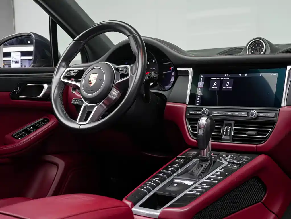 Porsche Macan 2020 — фото 12