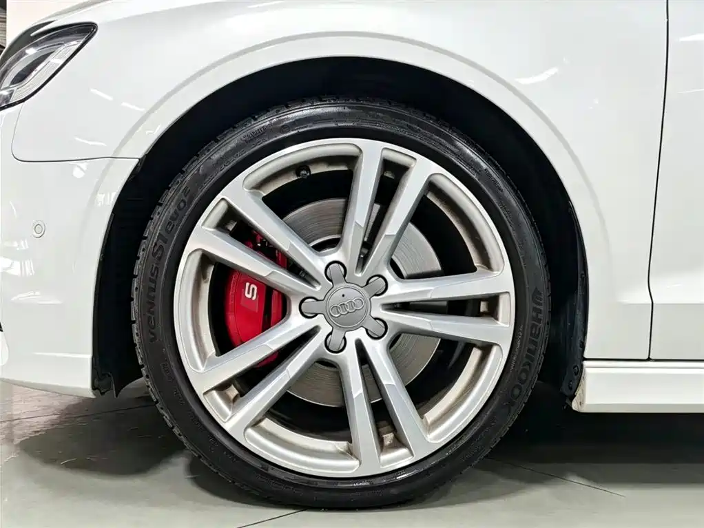 Audi S3 2018 — фото 15