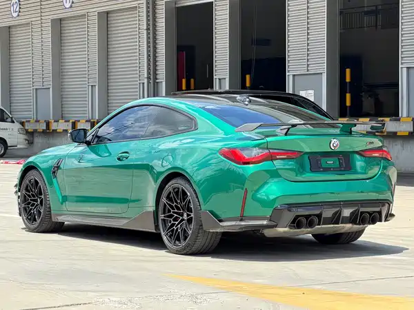 BMW M4 2022