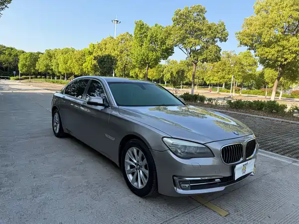 BMW 7 Series 2013