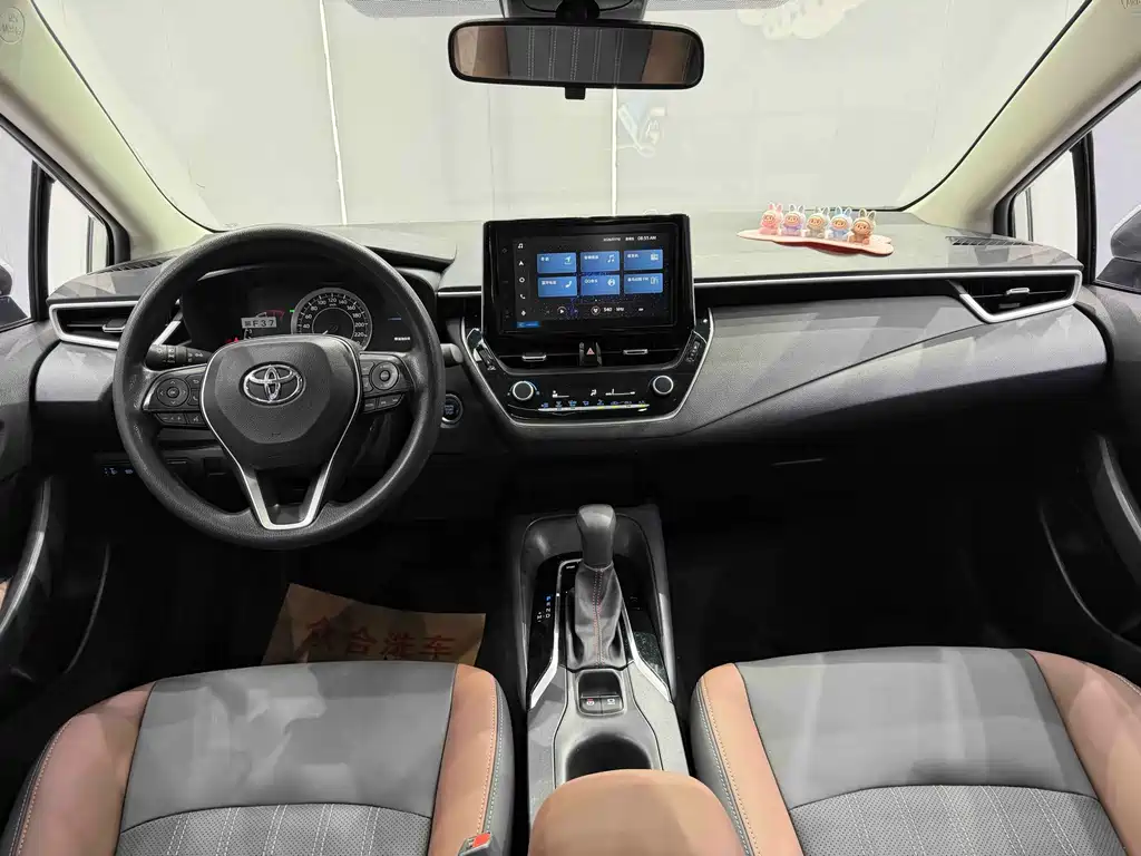 Toyota Corolla 2022 — фото 13