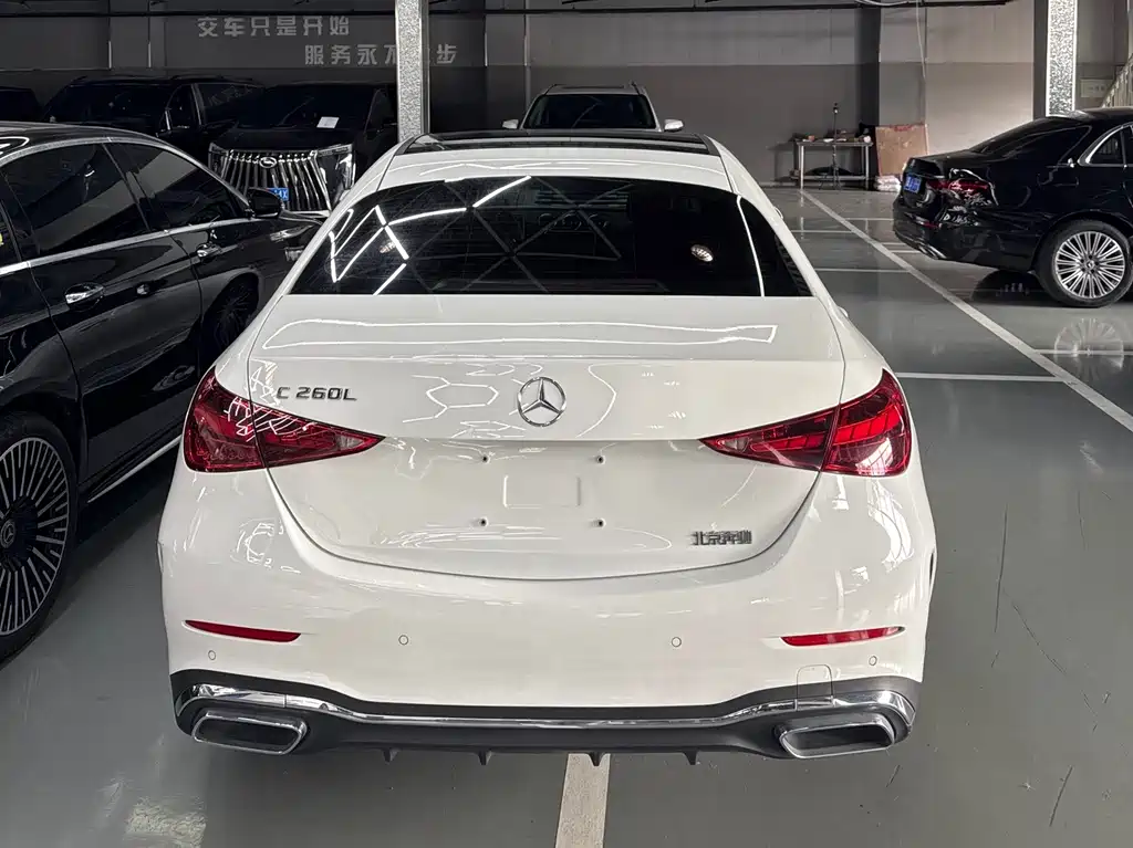 Mercedes-Benz C-Class 2023 — фото 16