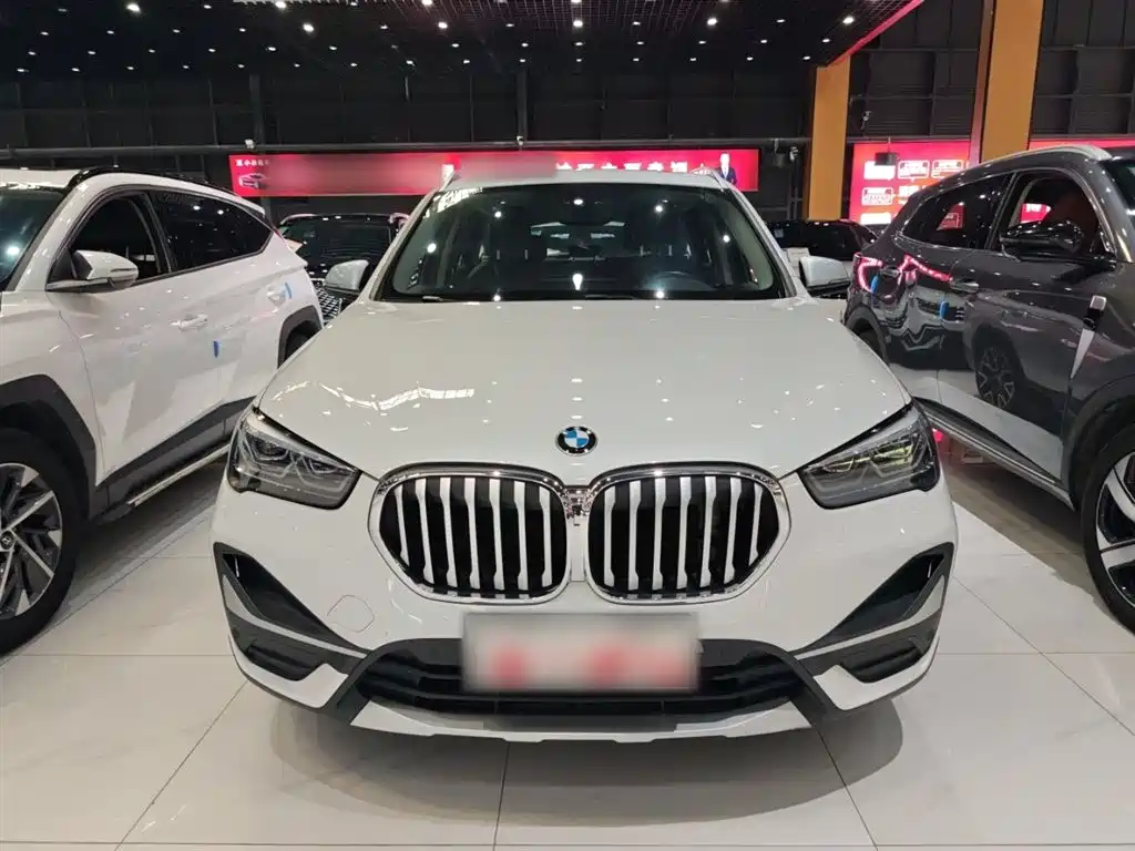 BMW X1 2022 — фото 5