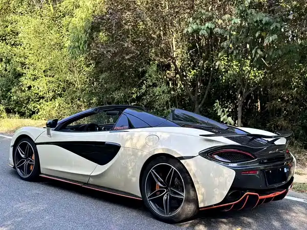 McLaren 570 2018