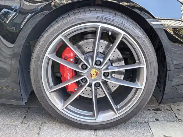 Porsche 911 2019