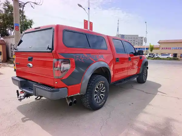 Ford F-150 Raptor 2012