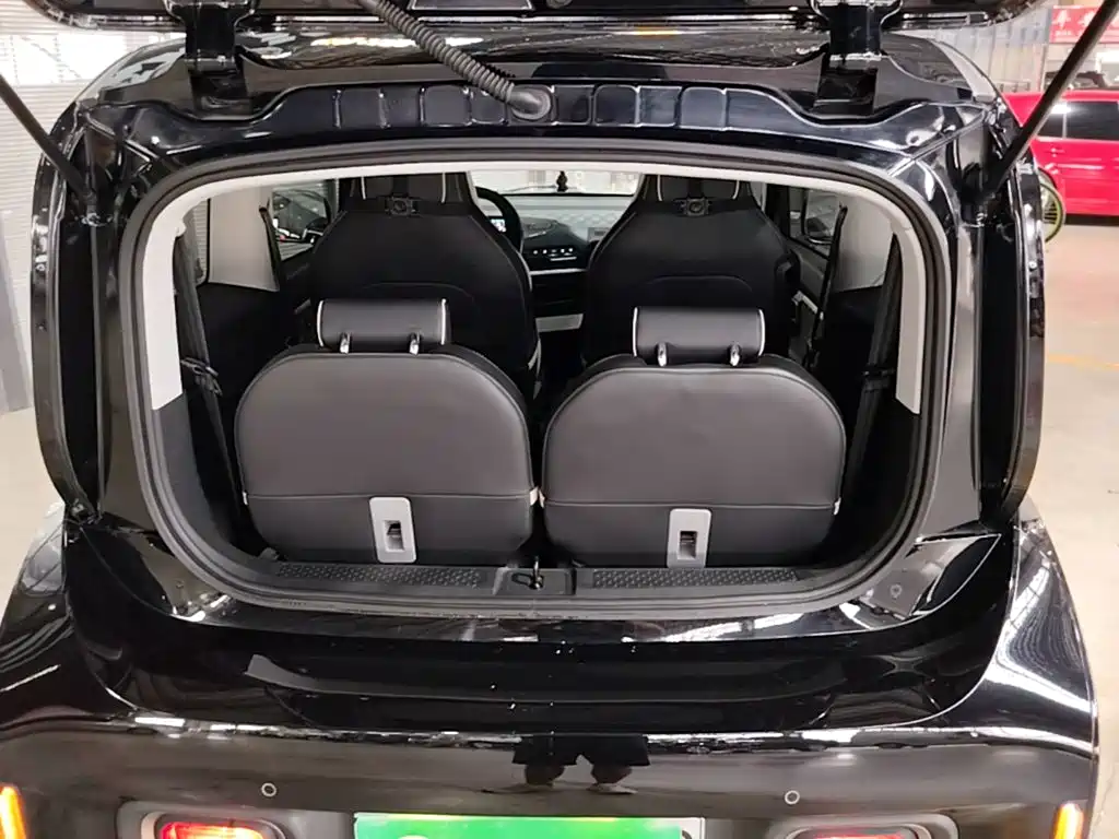 Baojun Kiwi EV 2022 — фото 19
