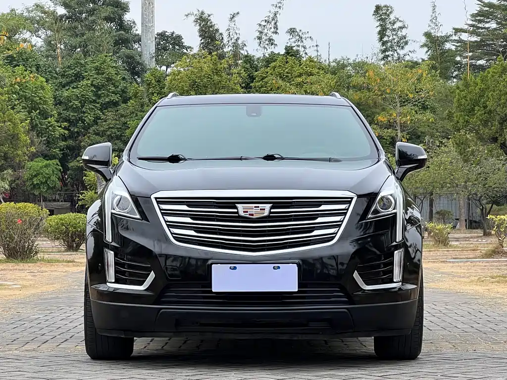 Cadillac XT5 2018 — фото 2