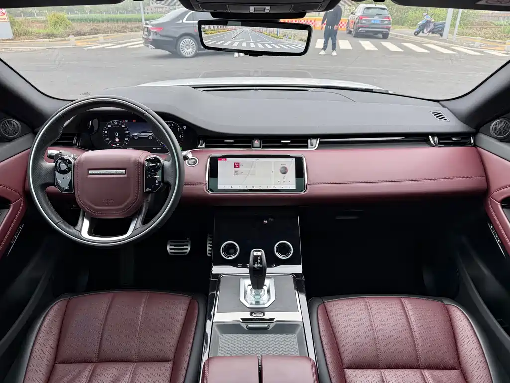 Land Rover Evoque 2021 — фото 3