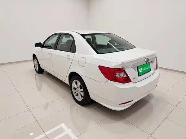 BYD F3 2015