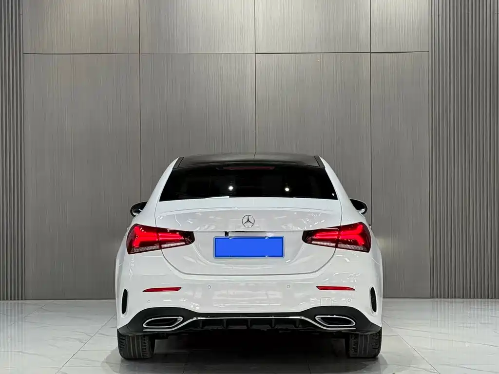 Mercedes-Benz A-Class 2021 — фото 10