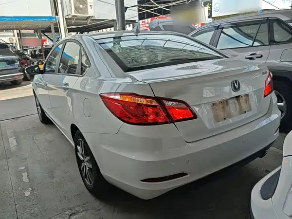 Changan Eado 2017