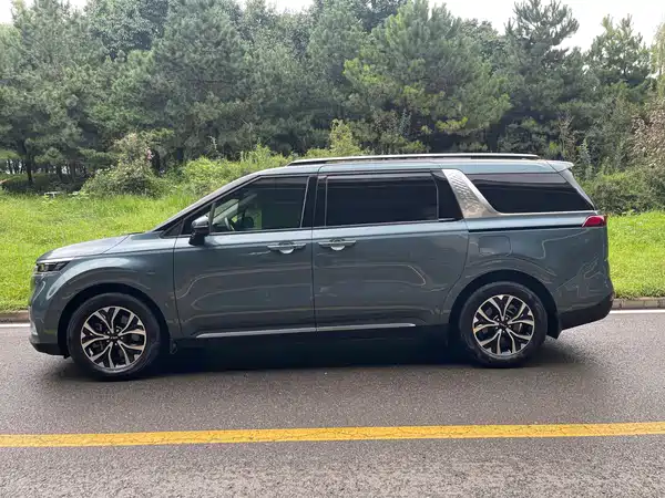 Kia Carnival 2024