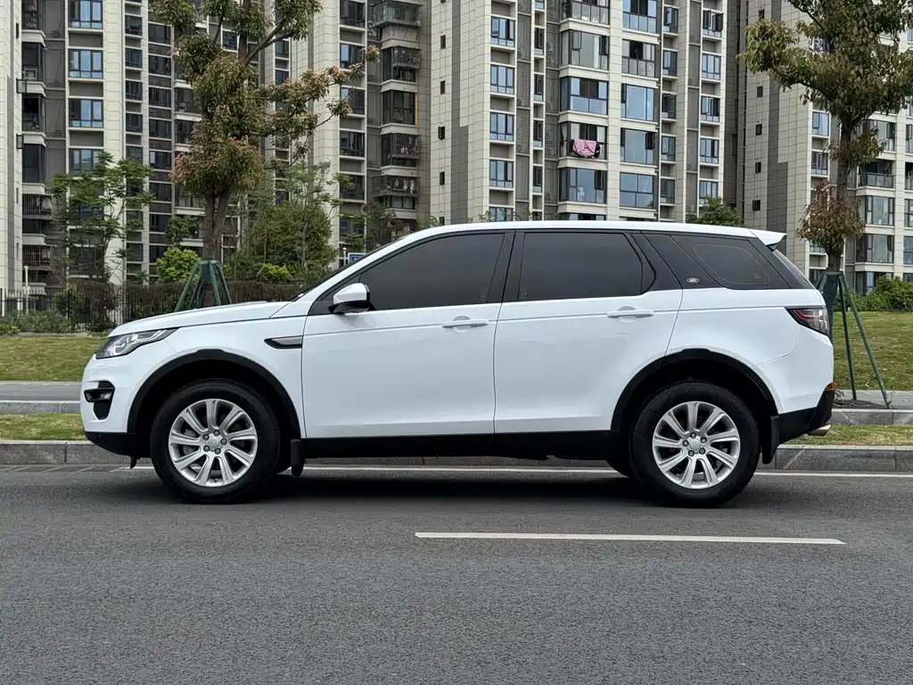 Land Rover Discovery Sport 2016 — фото 14