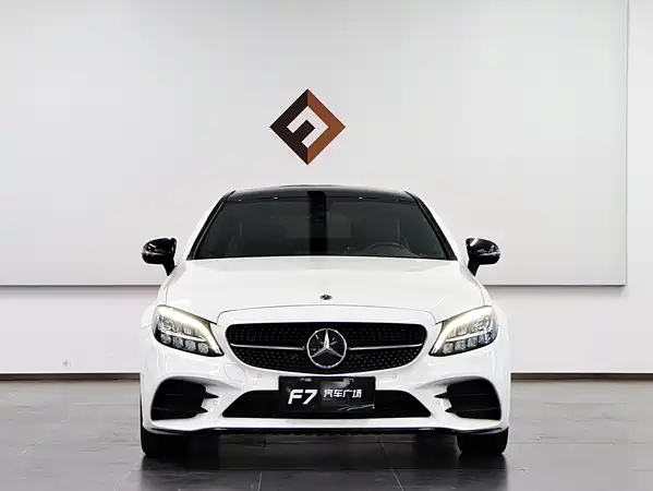 Mercedes-Benz C-Class 2022