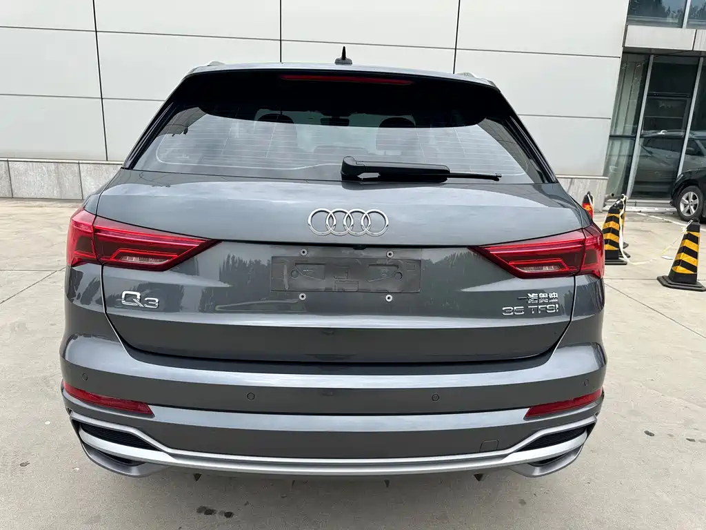 Audi Q3 2022 — фото 16