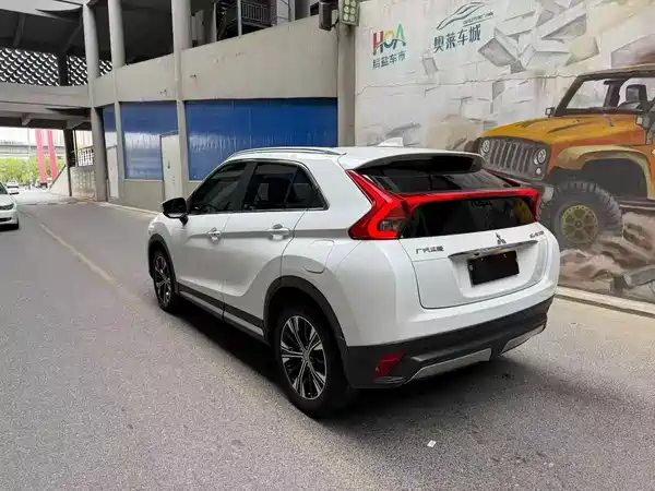 Mitsubishi Yige 2019