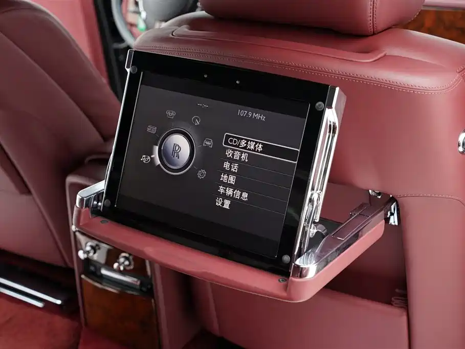 Rolls-Royce Phantom 2013 — фото 23