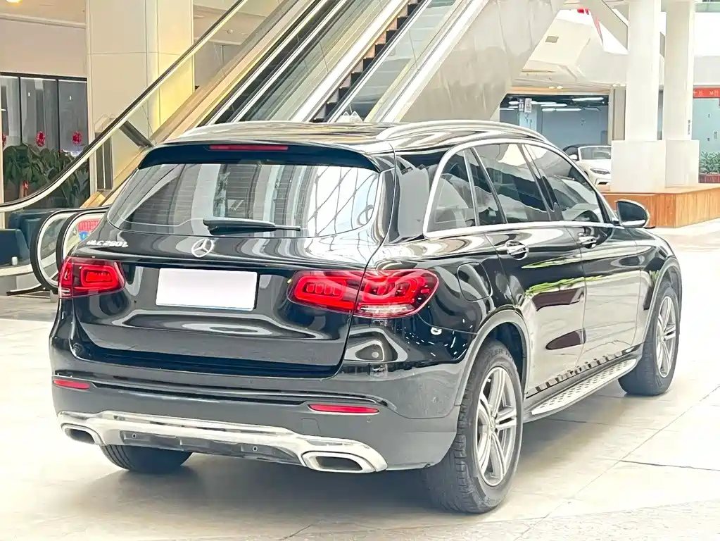Mercedes-Benz GLC 2021 — фото 6