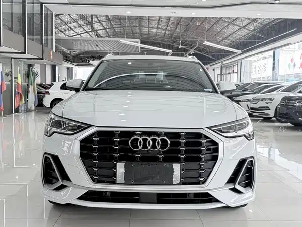 Audi Q3 2022