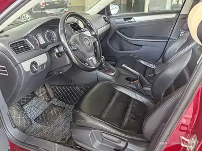 Volkswagen Sagitar 2013