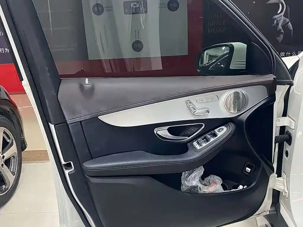 Mercedes-Benz GLC 2022