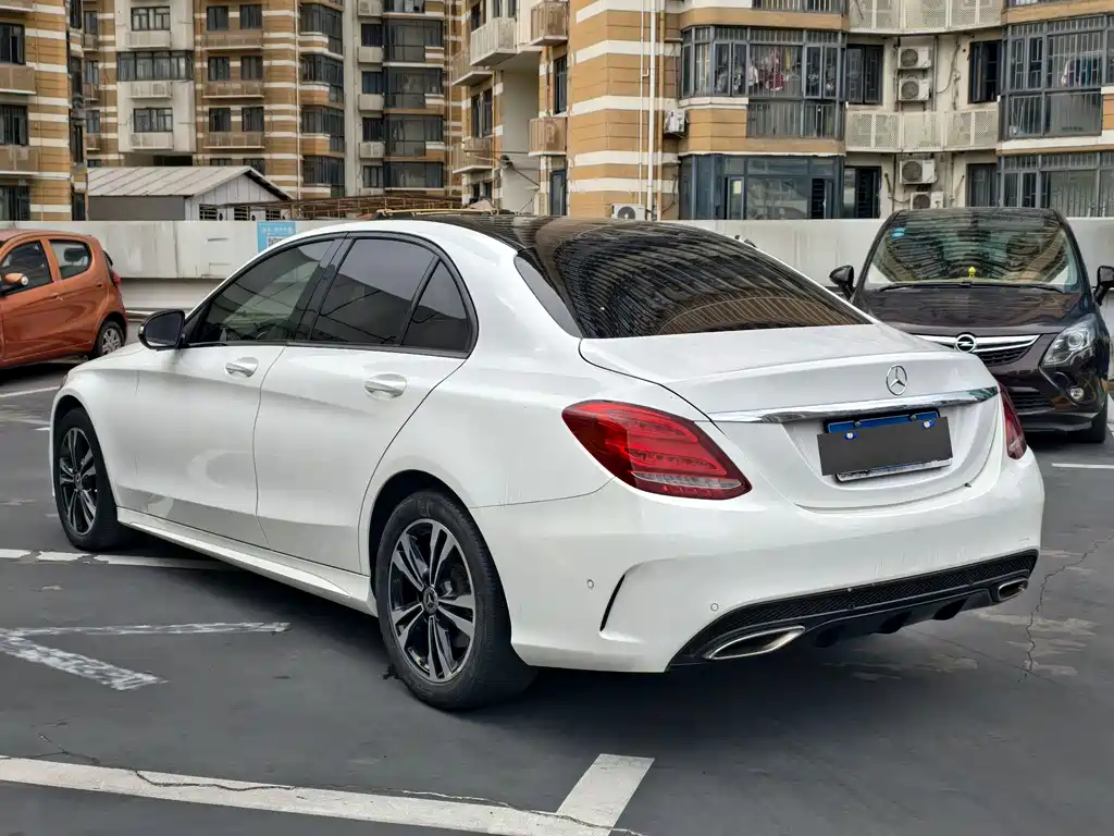 Mercedes-Benz C-Class 2018 — фото 6