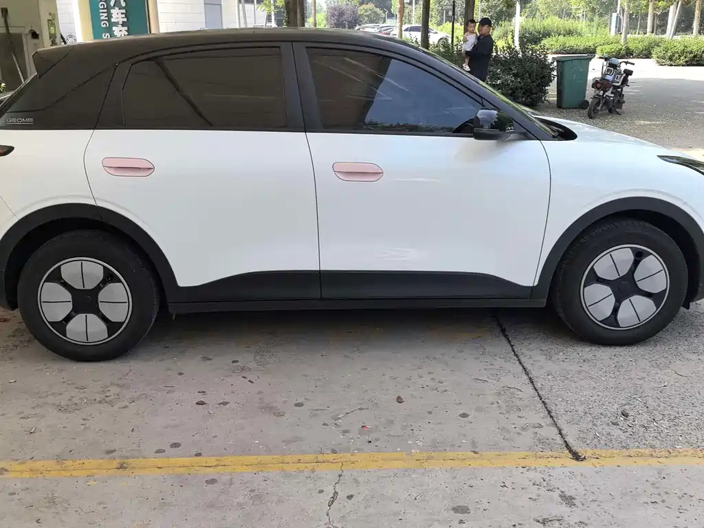 Geely Galaxy Starwish 2025